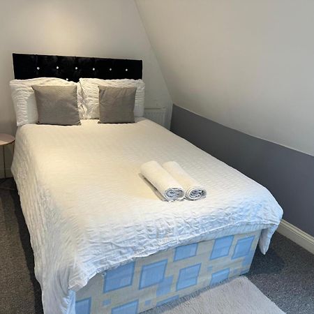 Comfortable City Centre Room Bristol Bagian luar foto